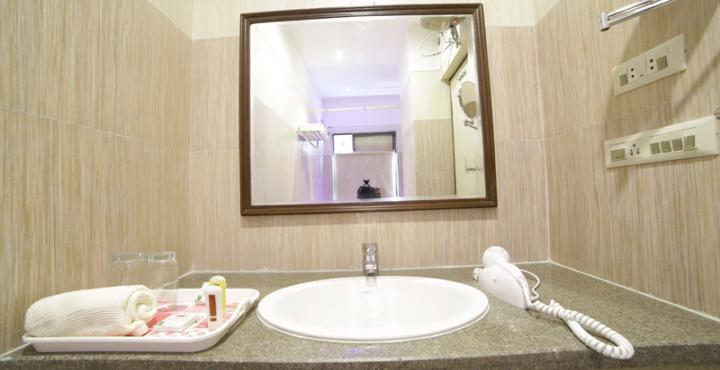 Oyo 1681 Hotel Devansh Udaipur Dış mekan fotoğraf